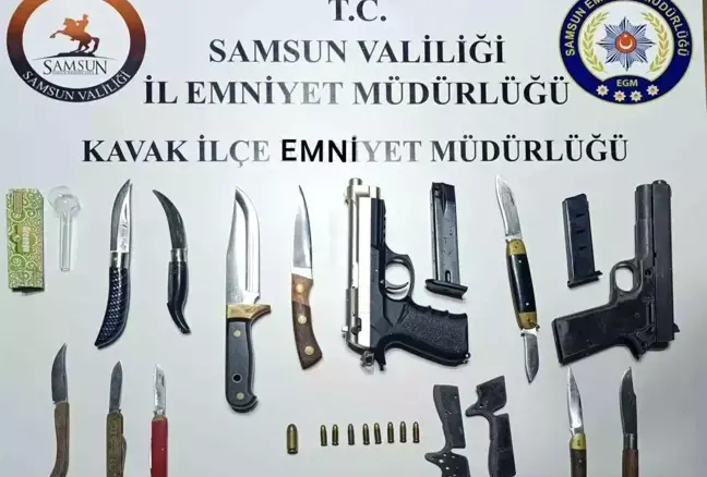 Samsun’da Ruhsatsız Silah ve Uyuşturucu Ele Geçirildi